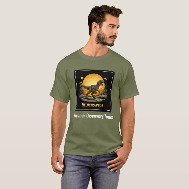 Velociraptor Dinosaur Prehistoric Moon T Shirt (Hel framsida)
