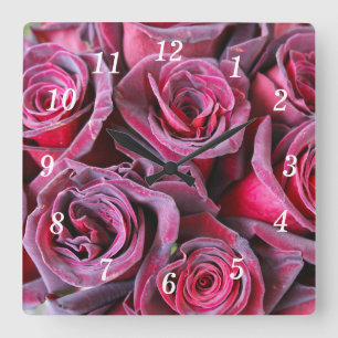 Velvet Beauty Wall Clock Fyrkantig Klocka