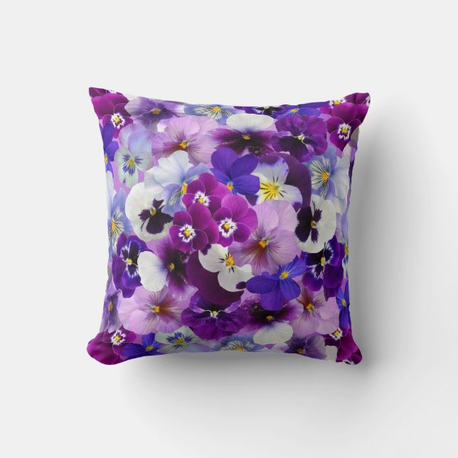 Velvet Pansy Lila Garden Blommönster Kudde (Framsida)
