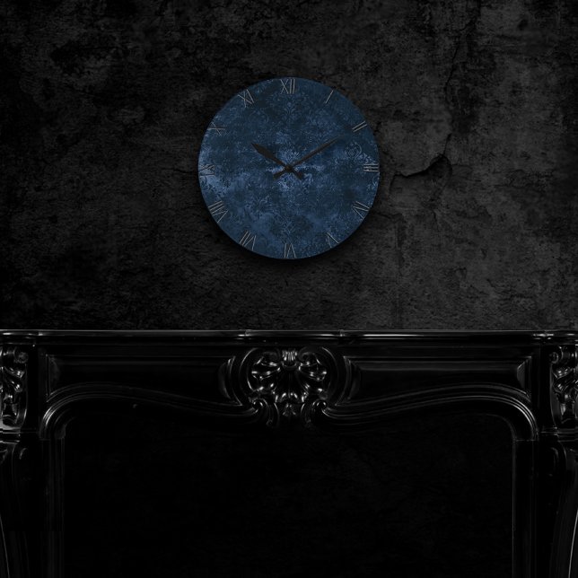 Velvety Navy Damask | Mörk blått Blommigt för Grun Rund Klocka (Skapare uppladdad)