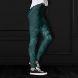 Velvety Teal Damask | Mörk grönt Grunge Baroque Leggings<br><div class="desc">1900-talet, allt uppåt! Edgy och dramatisk gothininspirerad mörk, snabb baroque-damm i djupt rik palett skapar en opulent vintage krossad sammet struktur. Från den lyxiga och sofistikerade samlingen med Moody judiska toner ger den här noveltyn en blandad abstrakt i contemporary unisex (men ändå feminin) som ger perfekt av dammmuterad, underskattad färg....</div>