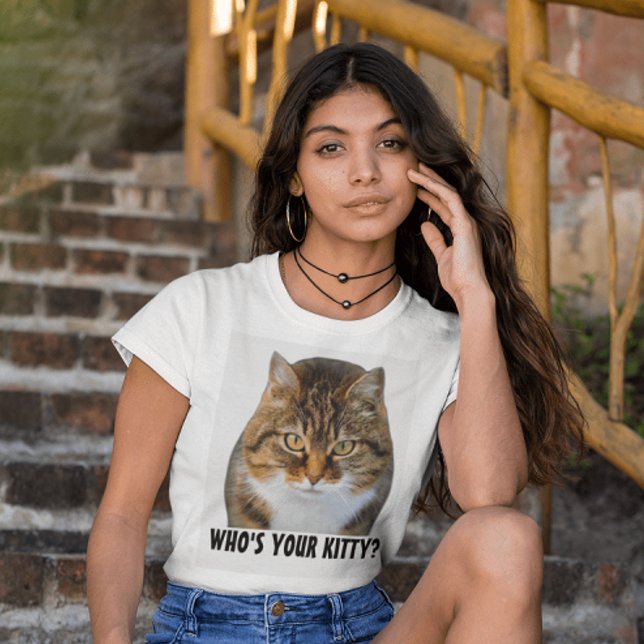 Vem är din kattunge? CCALICO CAT T-shirts (Skapare uppladdad)