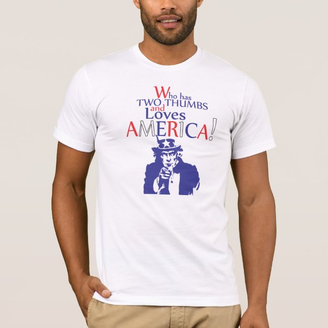 Vem har två tum och älskar Amerika T-shirt (Framsida)
