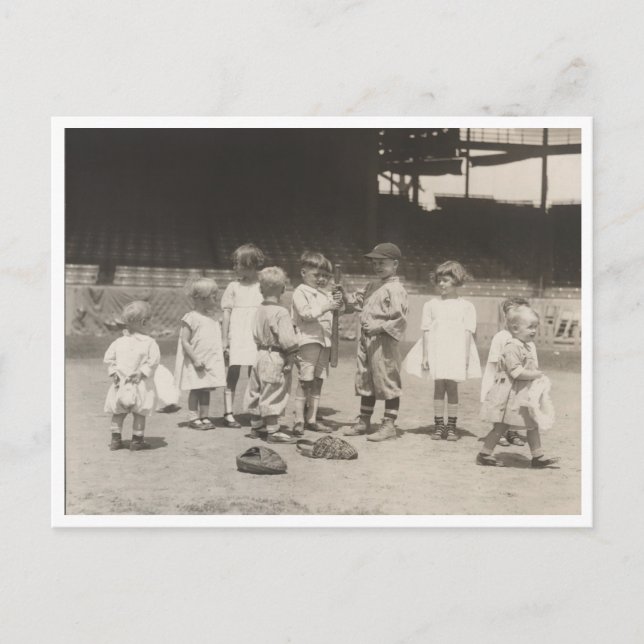 Vem kommer Fladdermus först? Vykort (Framsida)