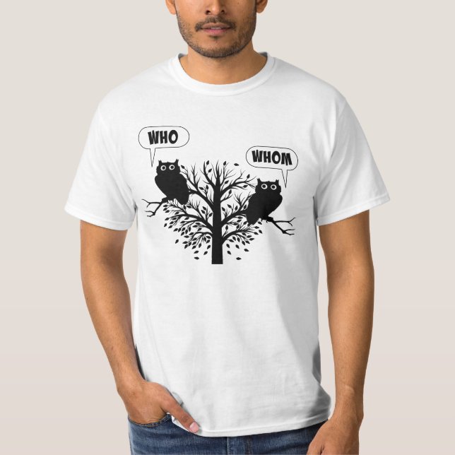 Vem som grammatikhumorugglor tee shirt (Framsida)
