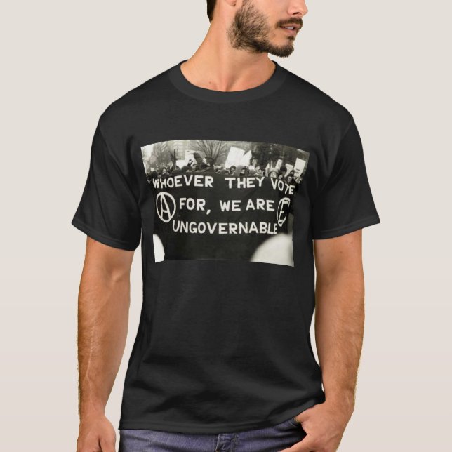 Vem som som de röstar för… t-shirt (Framsida)