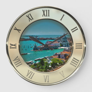 Venedig italien - antennen beskådar stor klocka