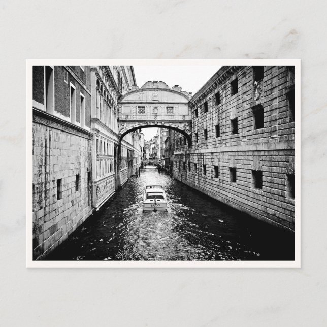 Venedig Italien Kanalbåt Svart & Vitt Vykort (Framsida)