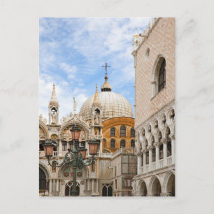 Venedig, Veneto, Italien - Fåglar sitter på en Vykort