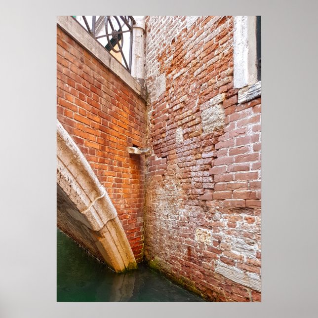 Venice Canal Bridge Brick Wall Architecture Poster (Framsidan)