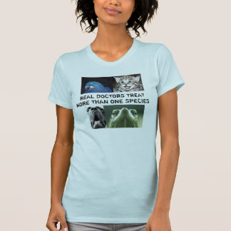 Verklig art än en för doktorfest mer t shirt