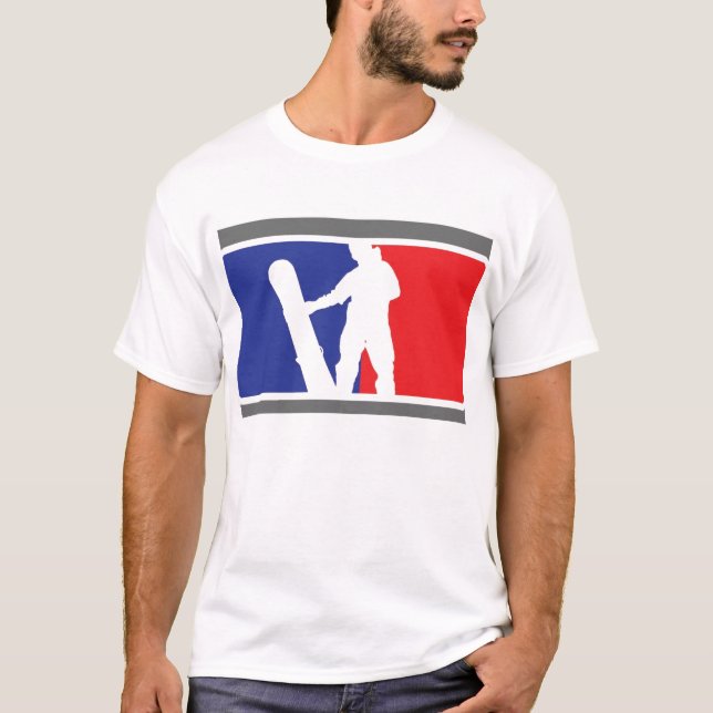 VERKLIG LOGOTYP TEE SHIRT (Framsida)