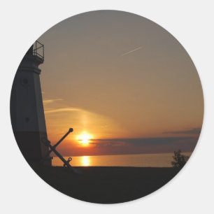 Vermilion Light House Runt Klistermärke