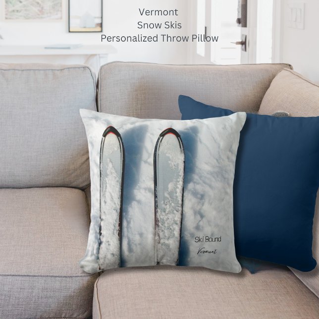 Vermont Snö Skis Dekorativ kudde (Vermont Snow Skis Personalized Throw Pillow)