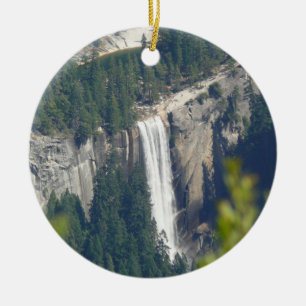 Vernal Falls från Glacier Point, CA Julgransprydnad Keramik