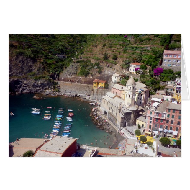 Vernazza-hamnens italien hälsningskort (Framsidan Horizontal)