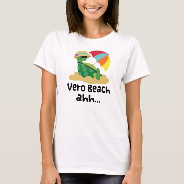 Vero Beach (sköldpadda på strand) Tee (Framsida)