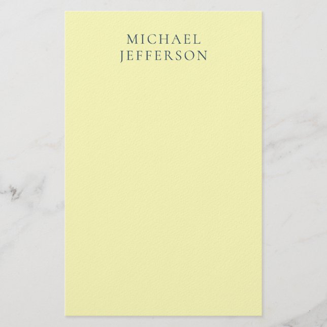Very Pale Yellow Minimalist Plain Modern Name Brevpapper (Framsida)