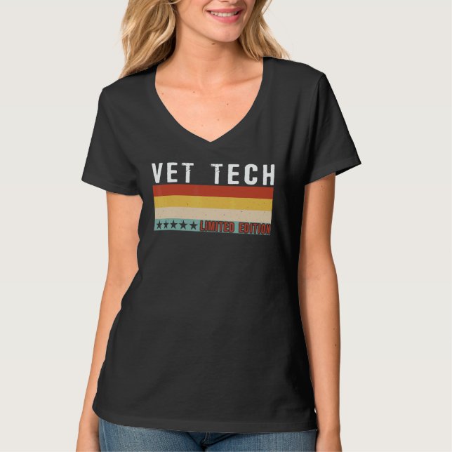 Vet Tech Job Title Profession Worker Appreciation  T Shirt (Framsida)