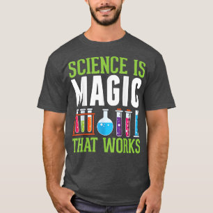 Vetenskapen är Magic som fungerar Lille Scientist T Shirt