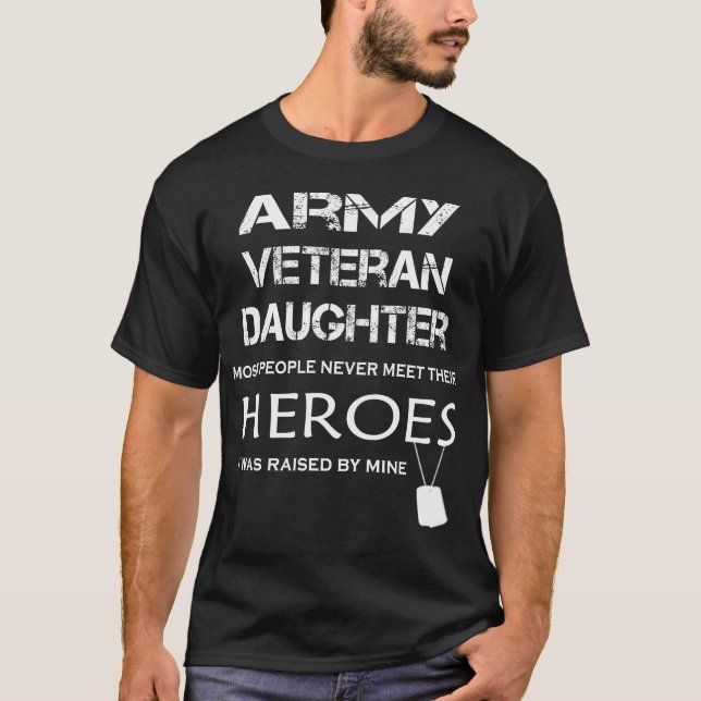 veteran - ARMY-VETERAN-DAUGHTER Tee Shirt (Framsida)