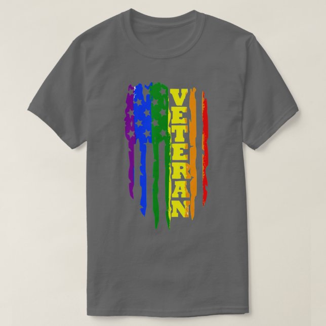 Veteran LGBT Gay pride Rainbow American Flagga Mil T Shirt (Design framsida)