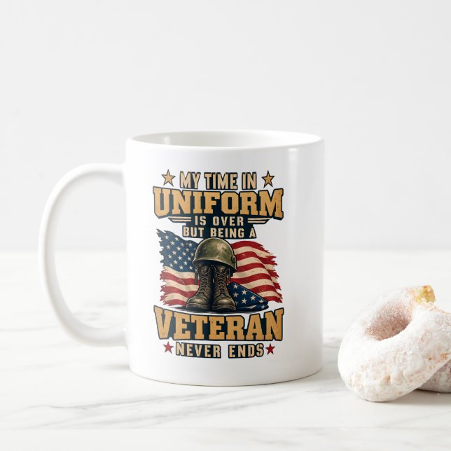 Veteran MIN TID I UNIFORM ÄR ÖVER Kaffemugg (Med munk)