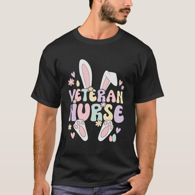 Veteran Nurse Påskhare Veteran Nursing Påsk T Shirt (Framsida)