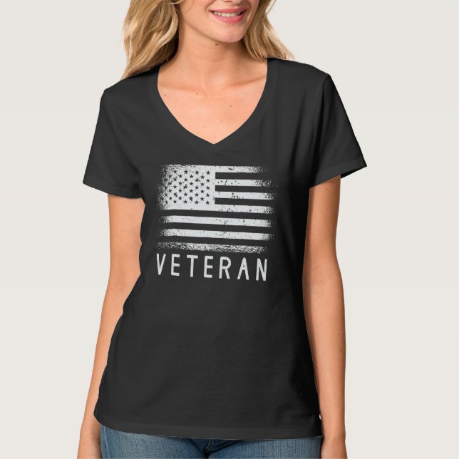 Veteran Veterans Patriot Military Independence Day T Shirt (Framsida)