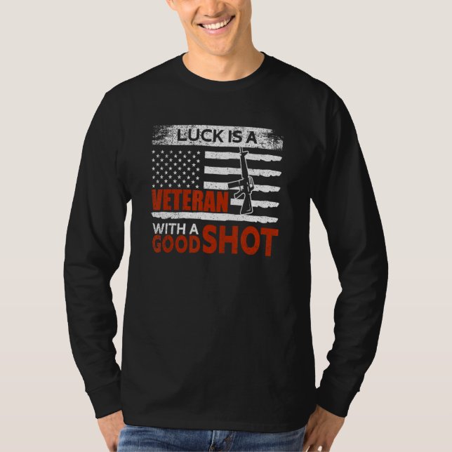Veteran With A Good Shot USA Flag Proud American V T Shirt (Framsida)