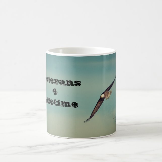 Veteraner 4 Livstid Kaffemugg (Center)