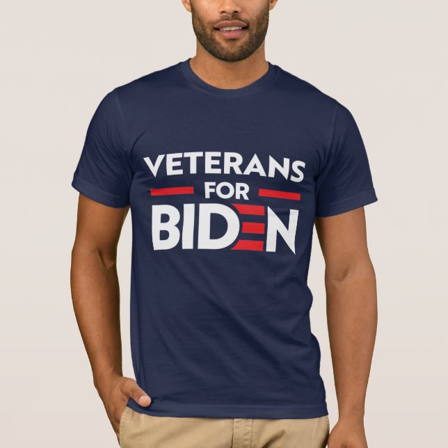 VETERANER FÖR JOE BIDEN T SHIRT (Framsida)