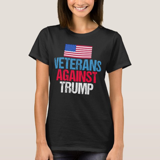 Veteraner mot trumpamerikanska Flagga T Shirt (Framsida)