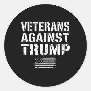 Veteraner mot trumpantirasismen i USA:s militära V Runt Klistermärke