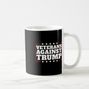 Veteraner mot trumpbekämpning mot veterinärer kaffemugg