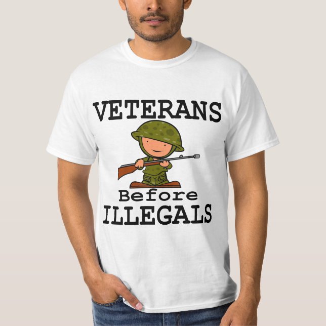 Veterans Before Illegals Veterans Day T Shirt (Framsida)