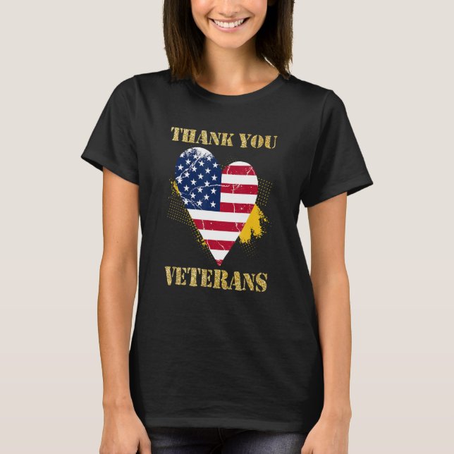 Veterans Day with American flag for Men Dad Women  T Shirt (Framsida)