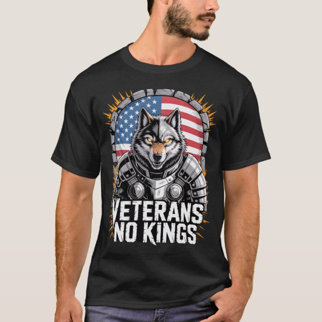 Veterans No Kings Wolf Design for Proud Military T Shirt (Framsida)