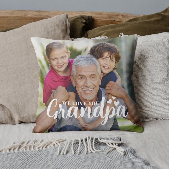 Vi älskar dig farfar Foto Hjärtan Skrift Kudde (Skapare uppladdad)