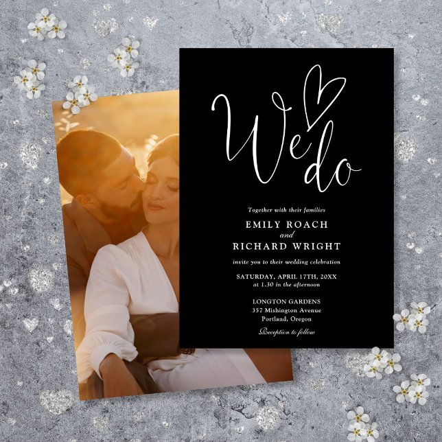 Vi älskar hjärtat svartvitt bröllopsfoto inbjudningar (We Do Love Heart Photo Black And White Wedding Invitation)