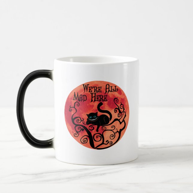Vi är alla här - Cheshire Cat Magisk Mugg (Vänster)