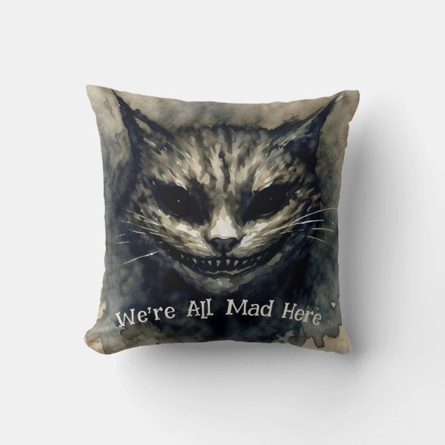 Vi är alla här, Sinister Cat Smiling Kudde (Framsida)