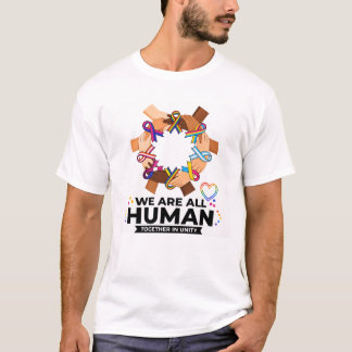 Vi är alla mänskliga HBTQ-stolthetsregnbåge-händer T Shirt