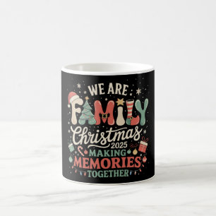 Vi är familjens jul som skapar minnen tillsammans kaffemugg