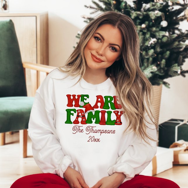 Vi är familjens Personlig som matchar jul 2023 T Shirt (Skapare uppladdad)