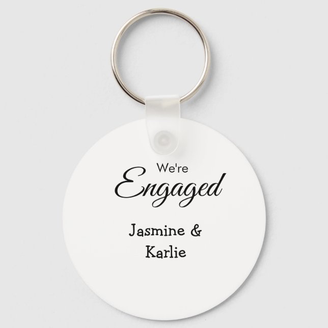 Vi är förlovade parnamn romantisk stilren enkel nyckelring (Framsida)
