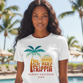 Vi är härute och reser Familjefemresa Retro T Shirt