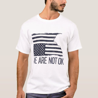 Vi är inte okej t shirt
