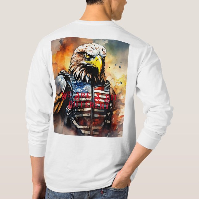 Vi är lite annorlunda - fet Påstående T-Shirt (Baksida)