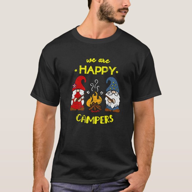 Vi är Lycklig Campers Gnomes Gnome Campfire Couple T Shirt (Framsida)
